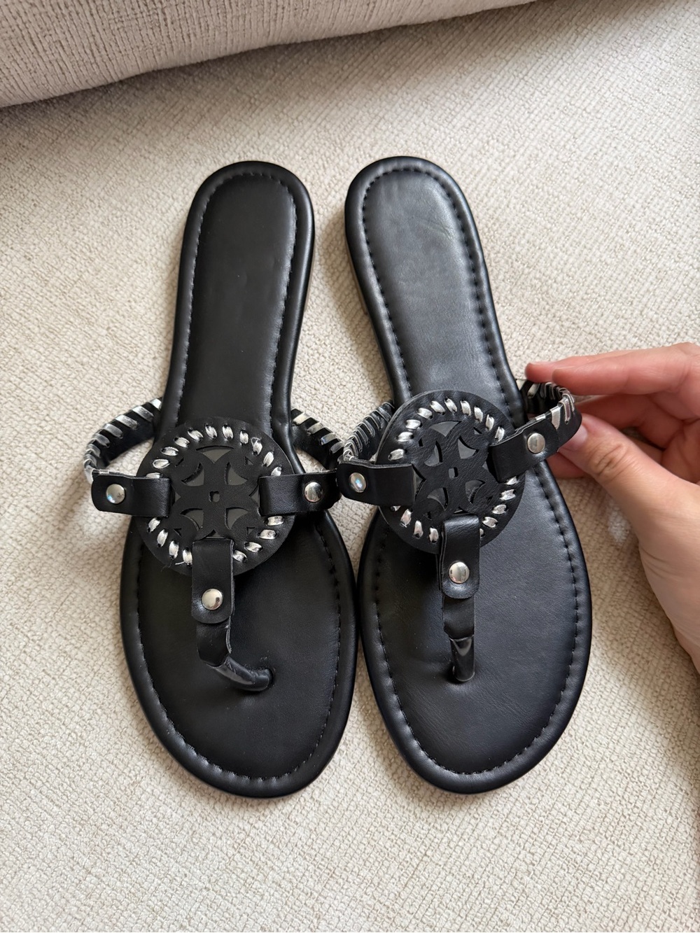 Black Leather Thong Sandals with Decorative Medallion